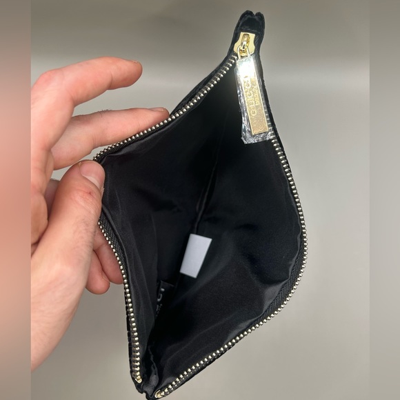 Gucci Beauty Monogram Makeup Pouch - Picture 2 of 6